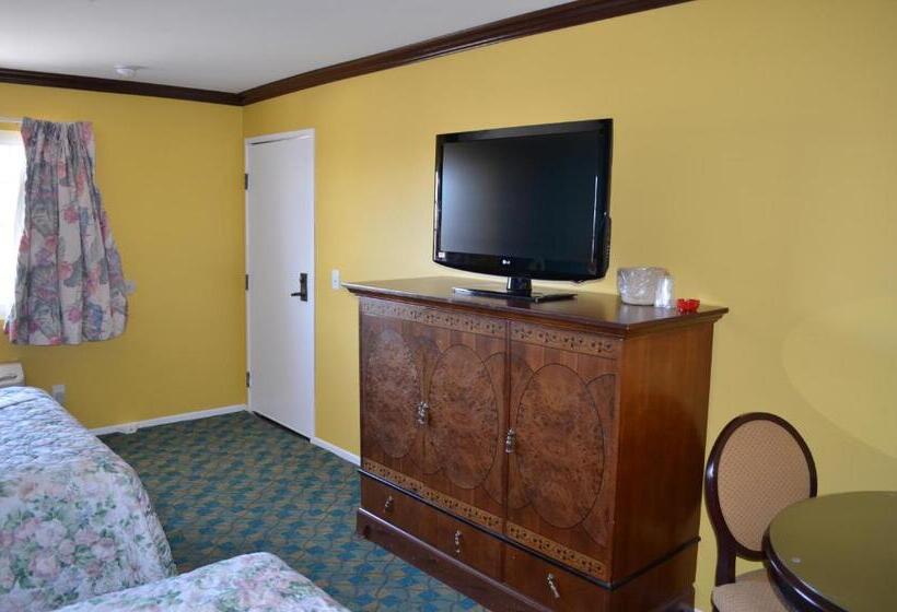 اتاق لوکس, Cloud 9 Inn Lax