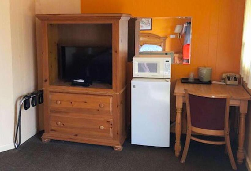 غرفة قياسية سرير كينج, Motel Forrest Rockville