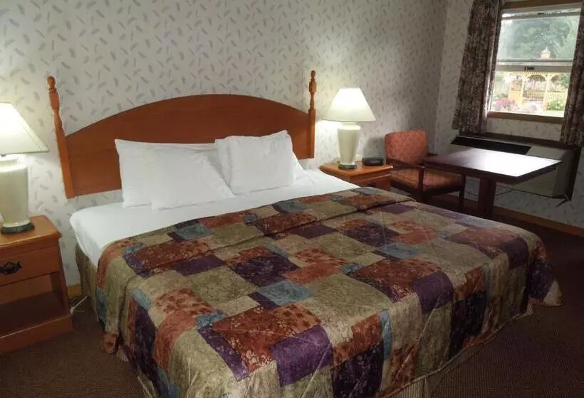 キングサイズベッドのスタンダードルーム, Red Carpet Inn Ronks