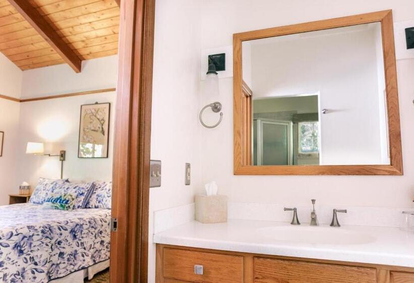 Номер Deluxe Кровать Кинг, Kilauea Lodge And Restaurant
