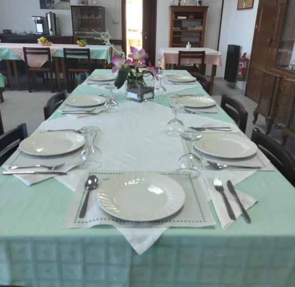 Номер Стандарт Индивидуальный, Hostal San Cristobal   Pontedeume