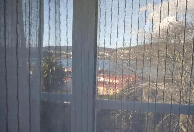 オーシャンビュースタンダードルーム, Hostal San Cristobal   Pontedeume