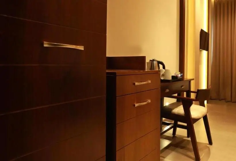 Quarto deluxe, Magnet