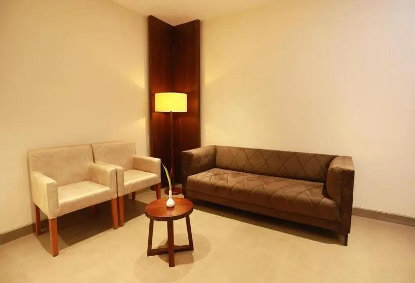 Suite Club, Magnet