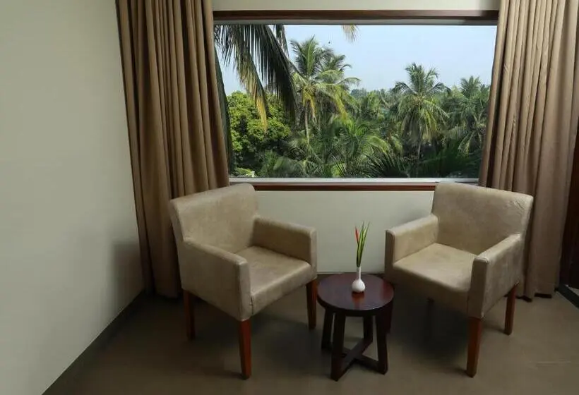 Suite Club, Magnet