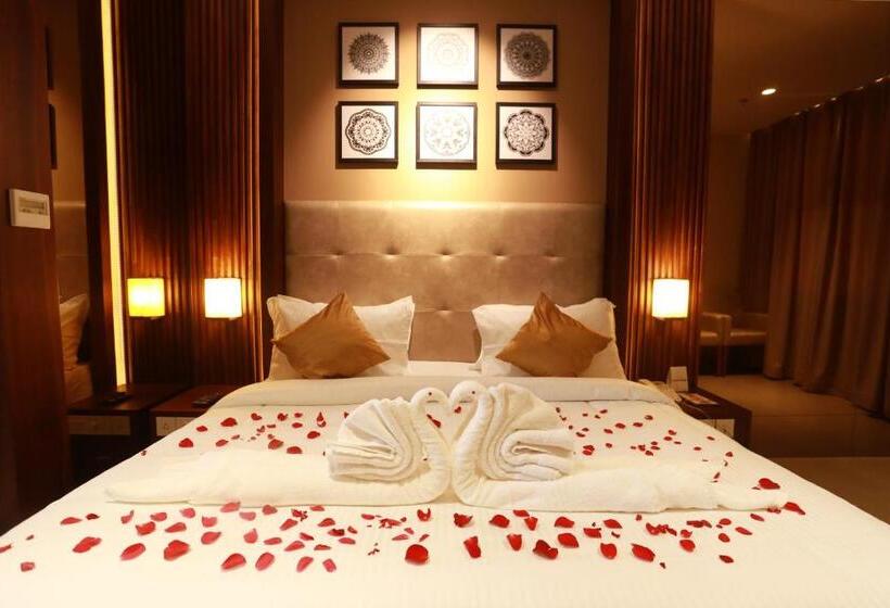 סוויטת קלאב, Magnet