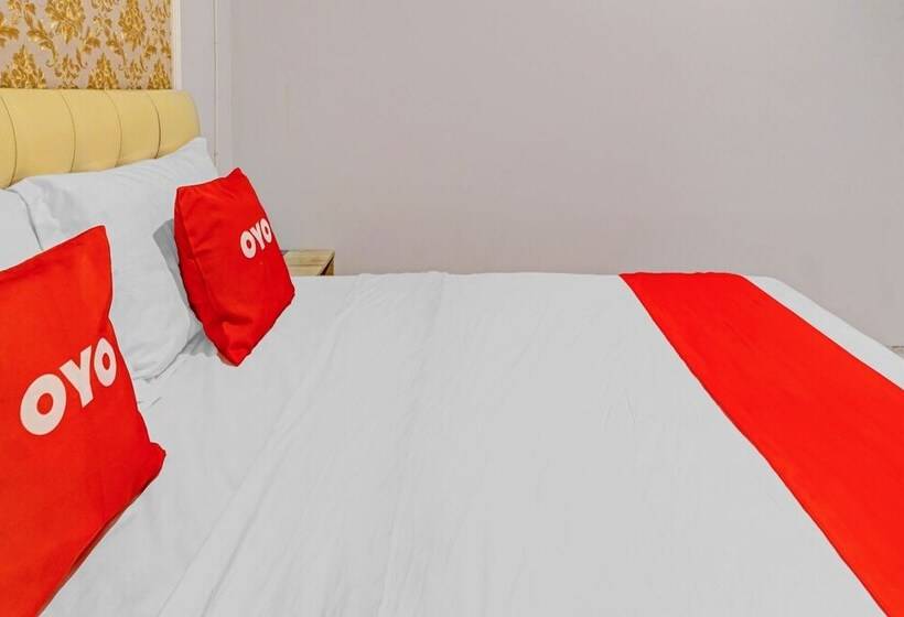 디럭스 룸, Oyo 90793 Btc Guest House Syariah