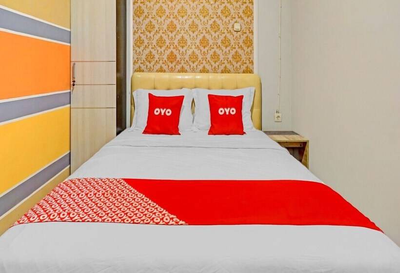 豪华房间, Oyo 90793 Btc Guest House Syariah