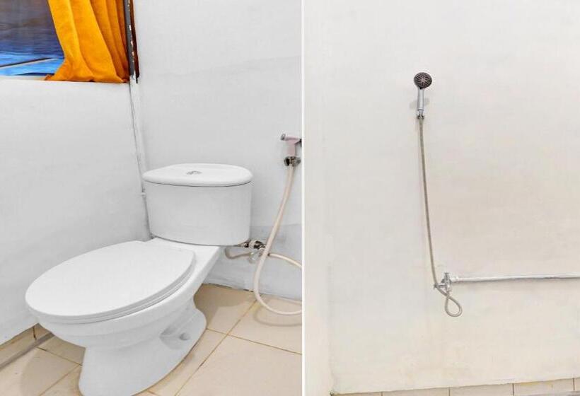 디럭스 룸, Oyo 90793 Btc Guest House Syariah
