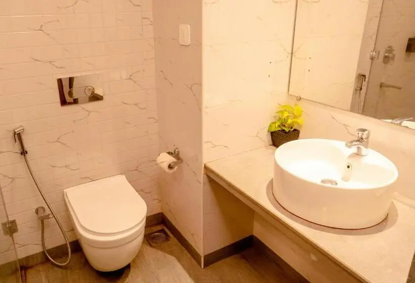 Chambre Deluxe, Tgi Ameya Grand
