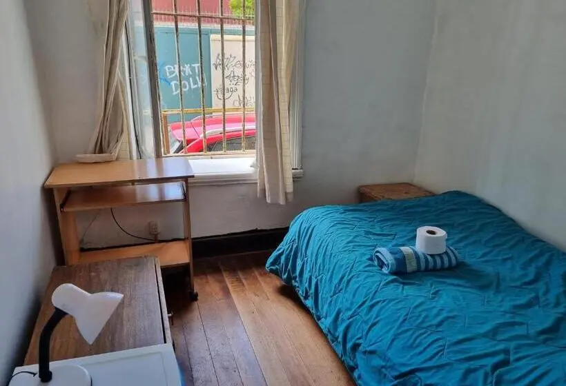 اتاق استاندارد یک نفره, Hostal Playa Ancha