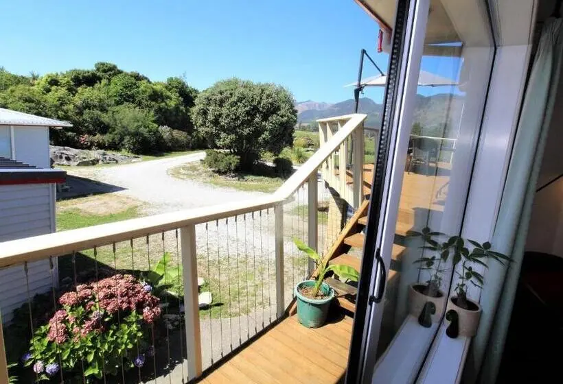 スタンダードルーム, Labyrinth Gardens Guest House