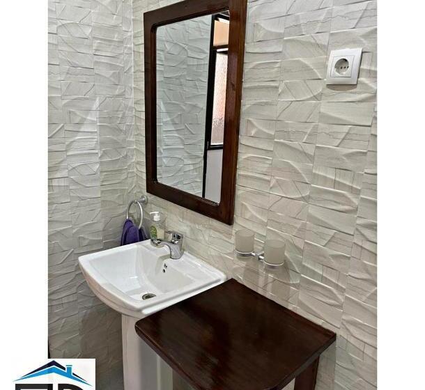 Standard Bungalow, Td Guest House 5 Lite