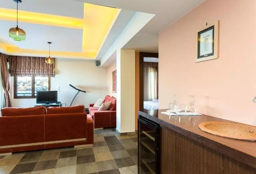 オーシャンビュースイート, Cavo Seaside Suites