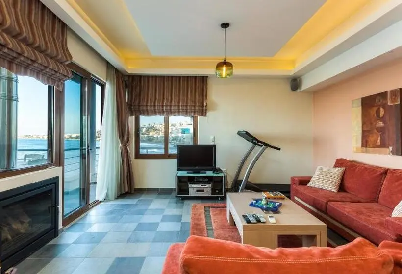 オーシャンビュースーペリアースイート, Cavo Seaside Suites