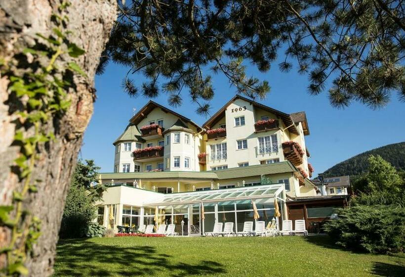Апартаменты 2 Спальни, Familienhotel Herbst