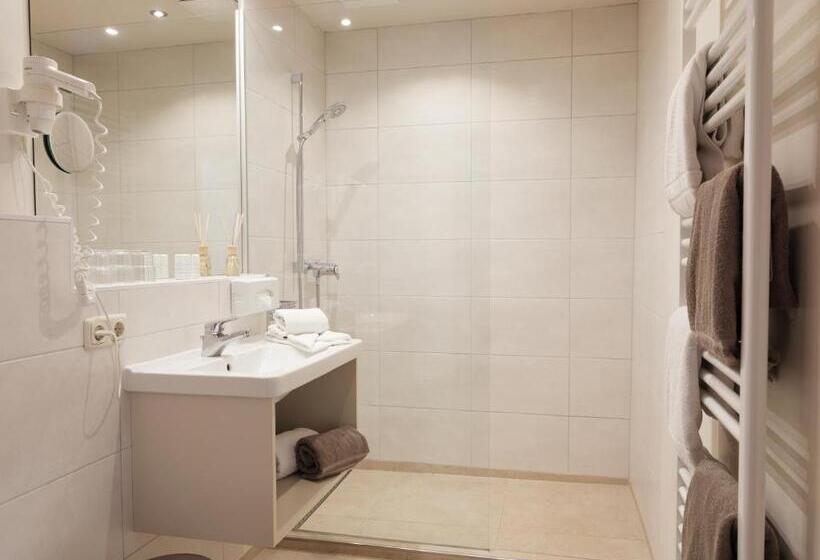 شقة غرفتين, Familienhotel Herbst