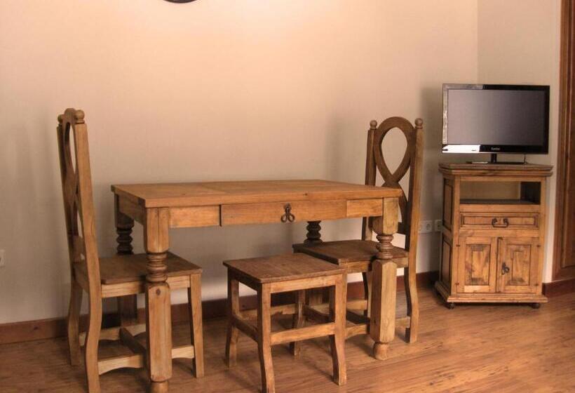 חדר פרמיום לשלושה, Gran Chalet Hotel & Petit Spa