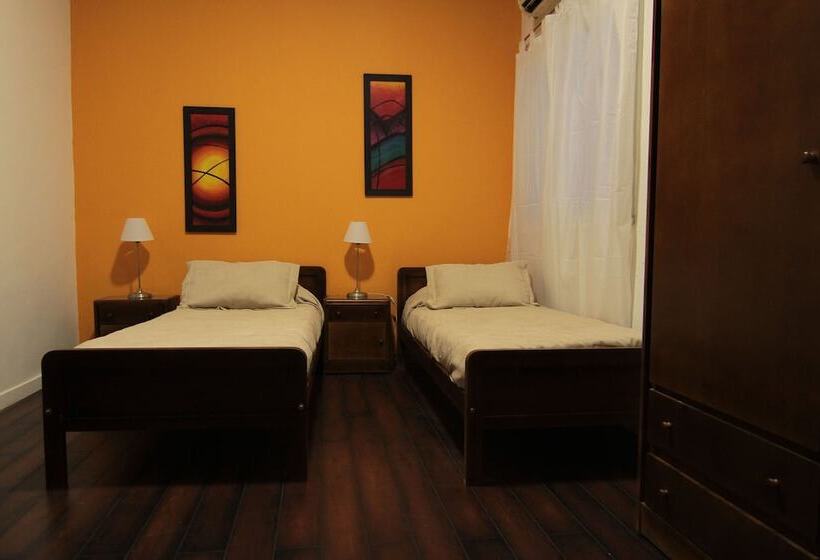 اتاق استاندارد, Ancon