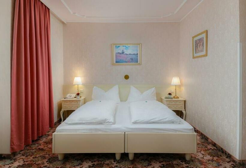 اتاق استاندارد, Aviano Boutique