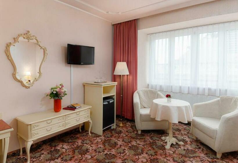 اتاق استاندارد, Aviano Boutique