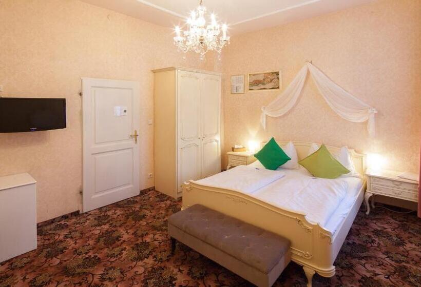 اتاق استاندارد, Aviano Boutique