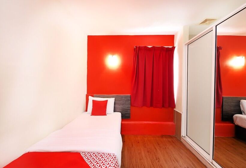 Camera Deluxe Singola, Capital O 90726 V