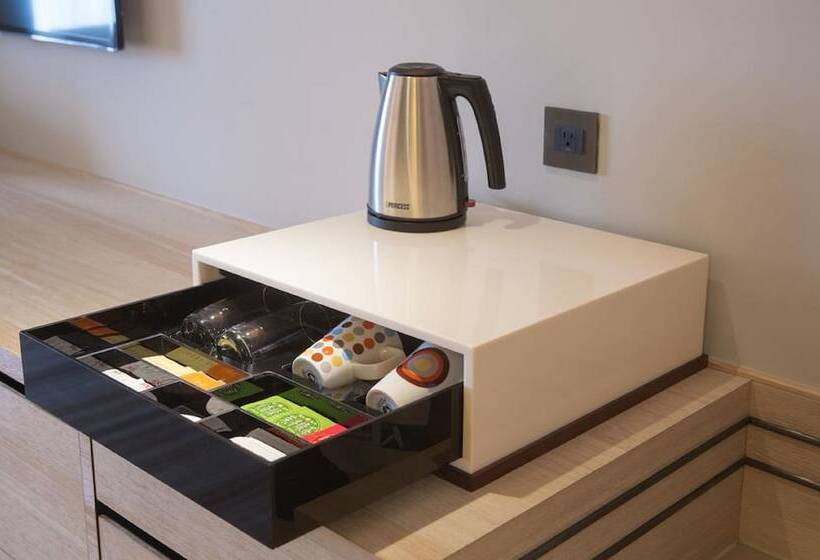 スタンダードルーム, Cozzi Minsheng Taipei