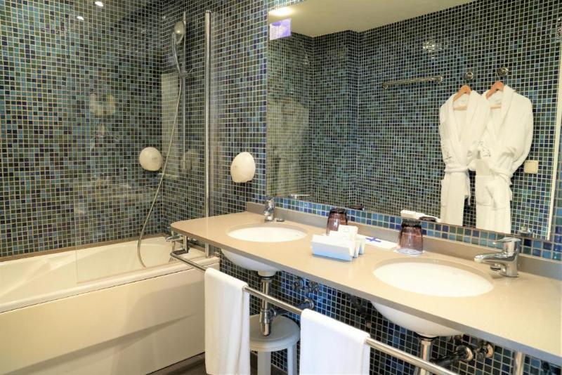 اتاق استاندارد, Dorsett Singapore