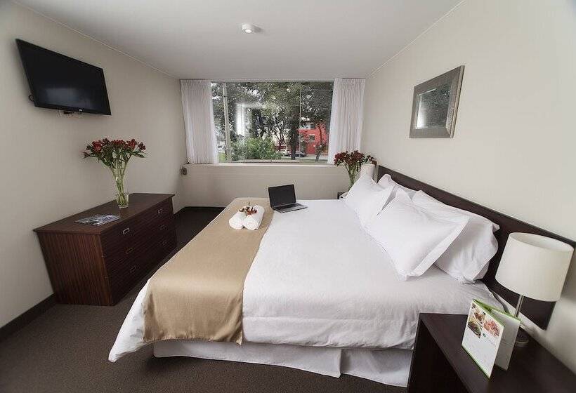 家庭套房, El Angolo