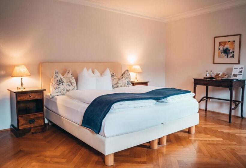 חדר סטנדרט, Goldener Engl