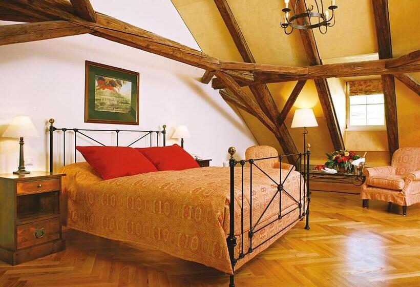 סוויטה, Goldener Engl