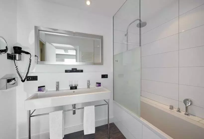 スイート, Innside By Meliá Dusseldorf Hafen