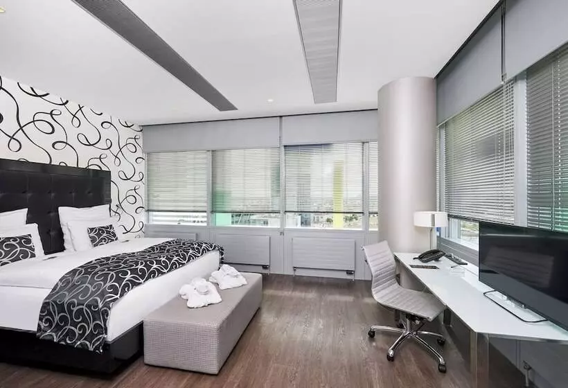スイート, Innside By Meliá Dusseldorf Hafen