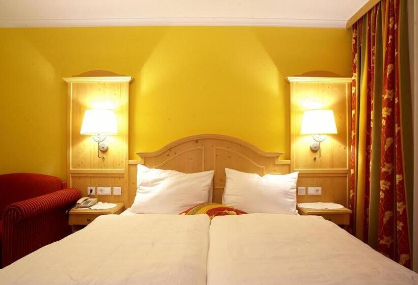 غرفة قياسية مزوَّدة بشُرفة, Narnhoferwirt