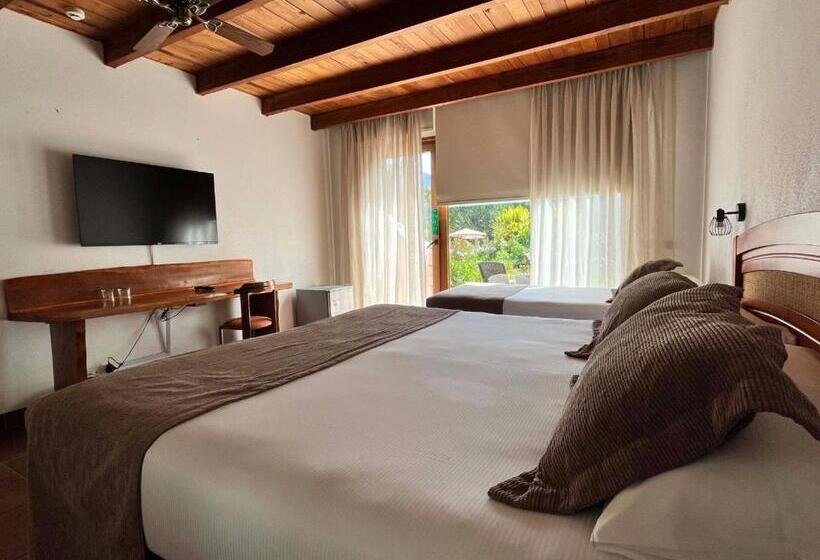 חדר דלוקס לשלושה, Pucon Green Park