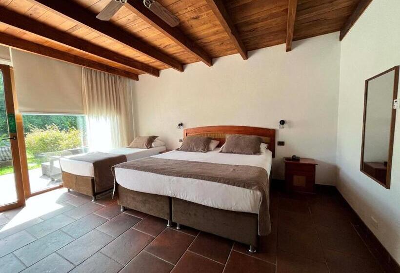 חדר דלוקס לשלושה, Pucon Green Park