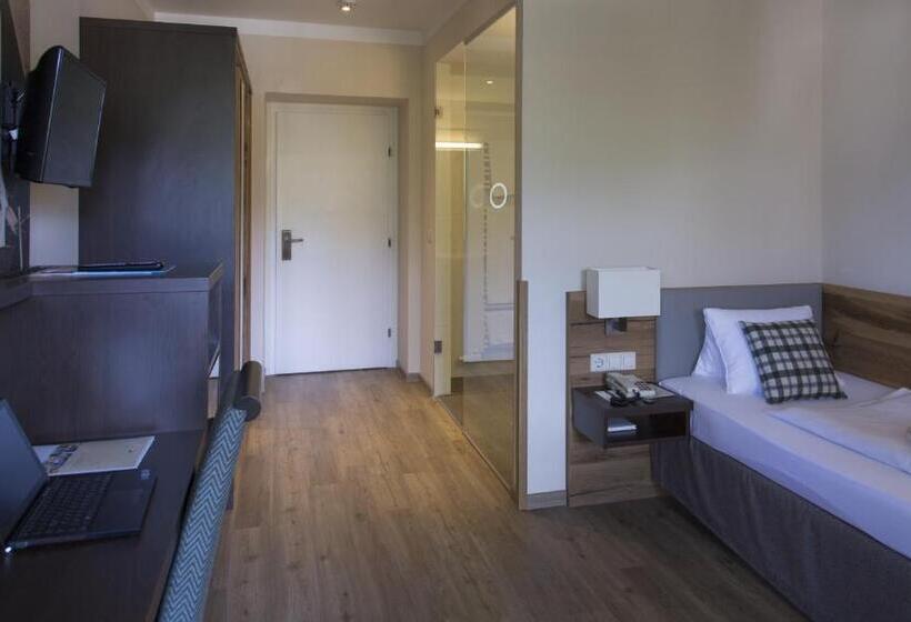 标准单人间, Schneeberghof