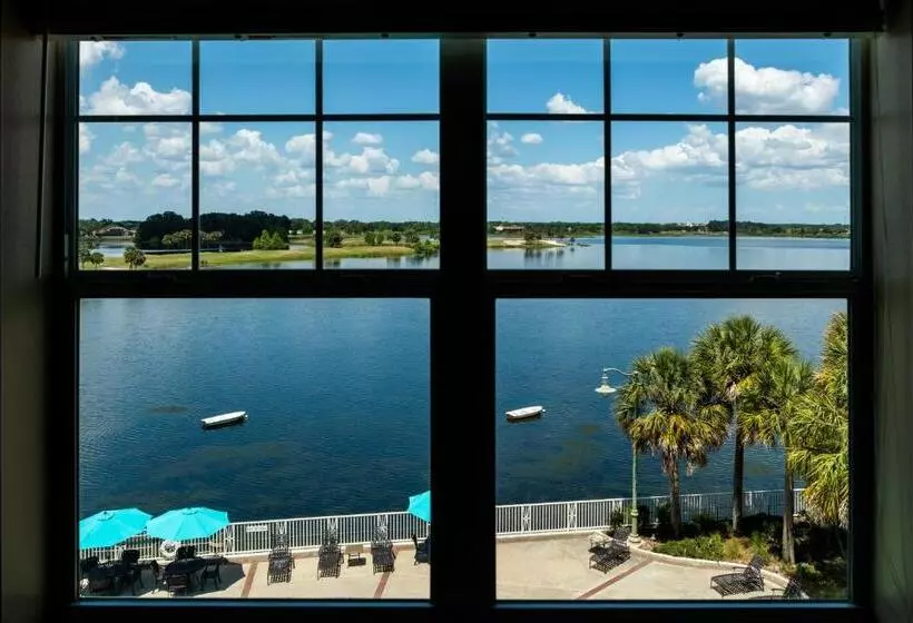 エクゼクティブスイート, The Waterfront Inn