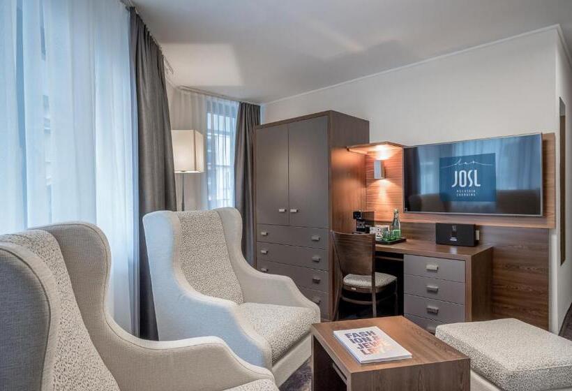 سوئیت کلاسیک, Josl Mountain Lounging Hotel   Adults Only!