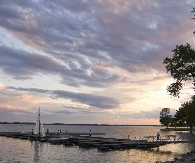 חדר סטנדרט, King's Pointe Waterpark Resort