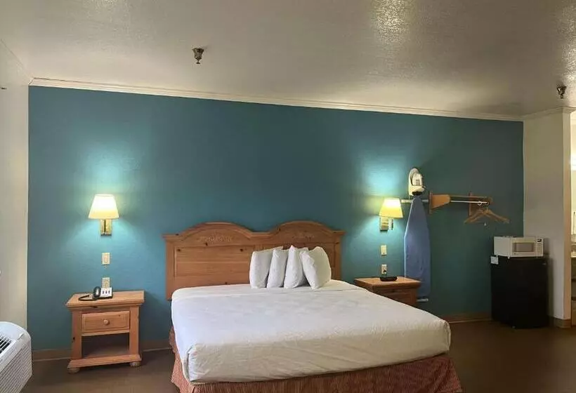 キングサイズベッドのスタンダードルーム, Motel 6 Portland, In