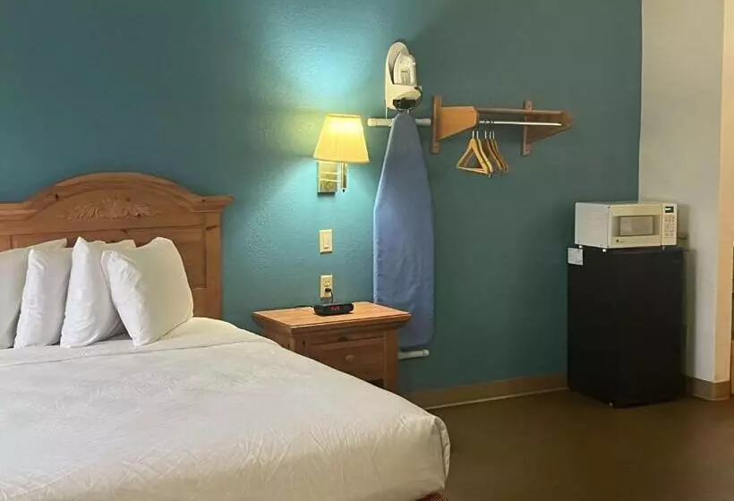 デラックストリプルルーム, Motel 6 Portland, In