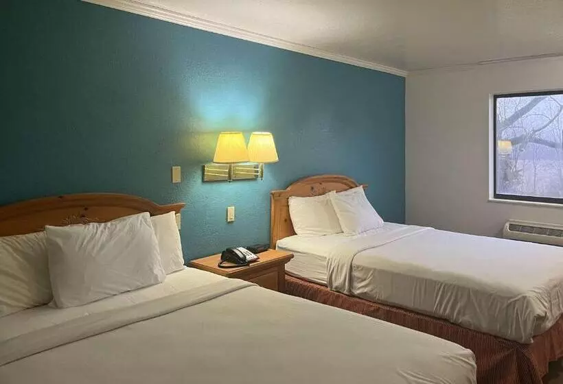 デラックストリプルルーム, Motel 6 Portland, In