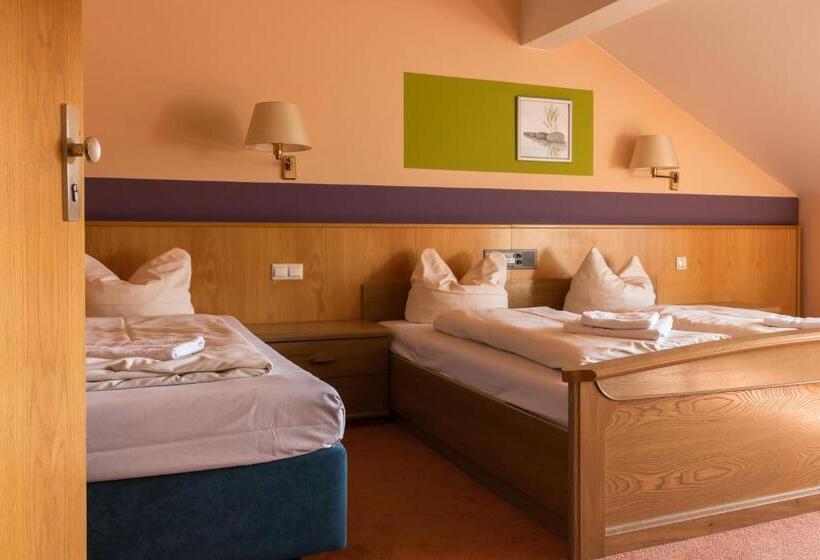 스탠다드 트리플 룸, Pension Zum Gockl