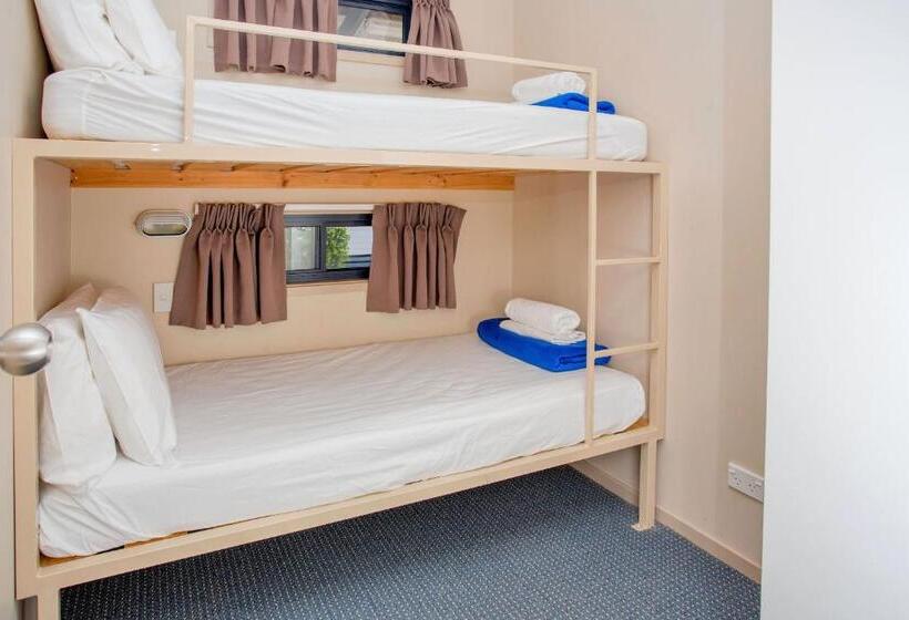 بنجلو قياسى غرفتين نوم, Lakeside Forster Holiday Park And Village