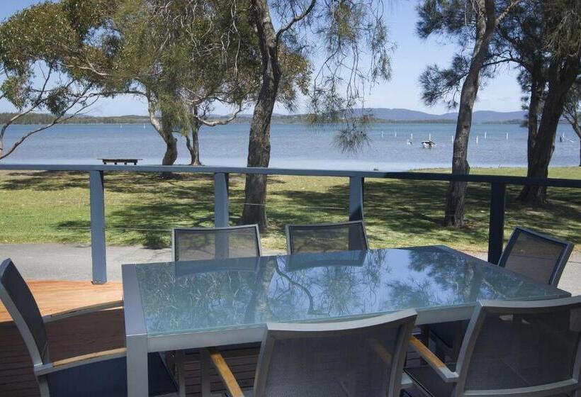 ‫فيلا غرفة نوم واحدة, Lakeside Forster Holiday Park And Village