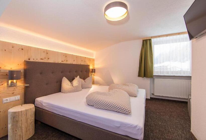 דירת שני חדרים, Vizensn Living