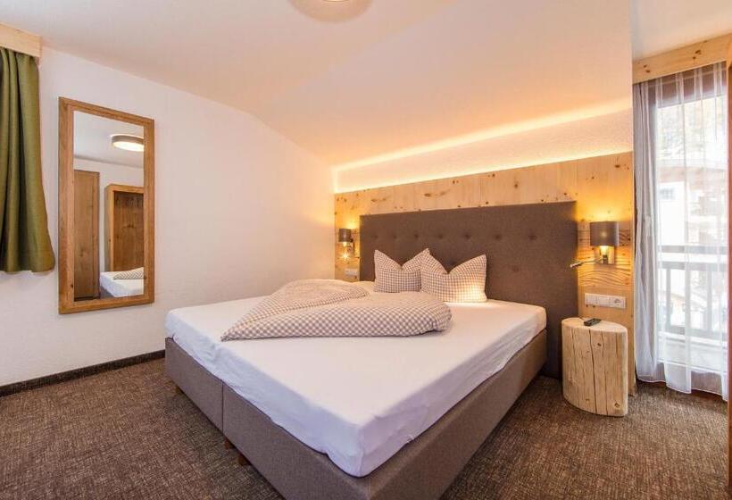 דירת שני חדרים, Vizensn Living