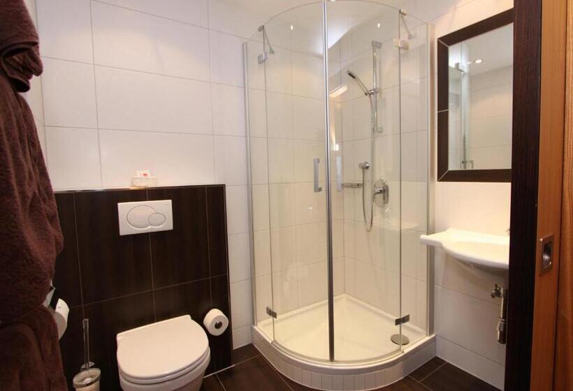 דירת שני חדרים, Vizensn Living